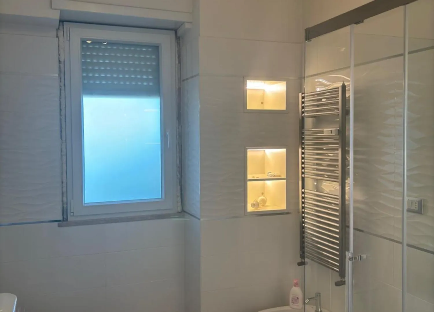 Spazioso Appartamento Roma Eur 120 Mq Con Palestra E Parcheggio Privati Apartment